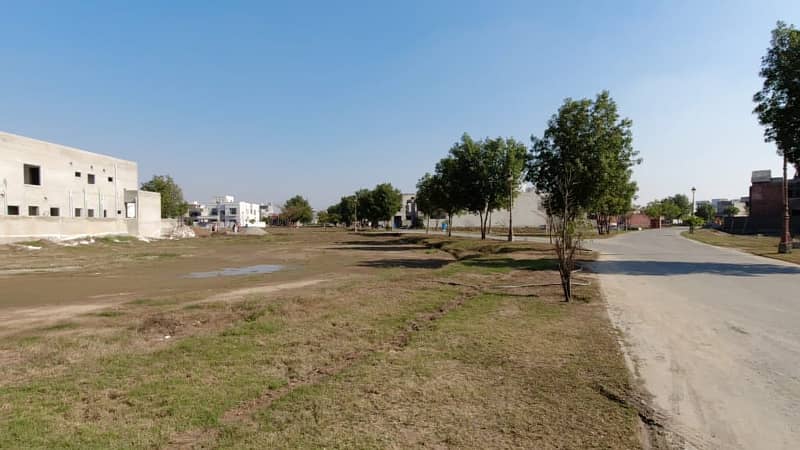 1 Kanal Residential Plot Facing 45ft Road For Sale in Sector M-2 Lake City Lahore 14