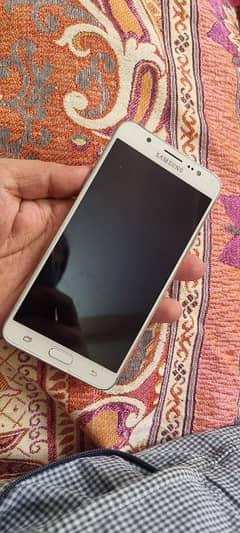 Samsung J7 6