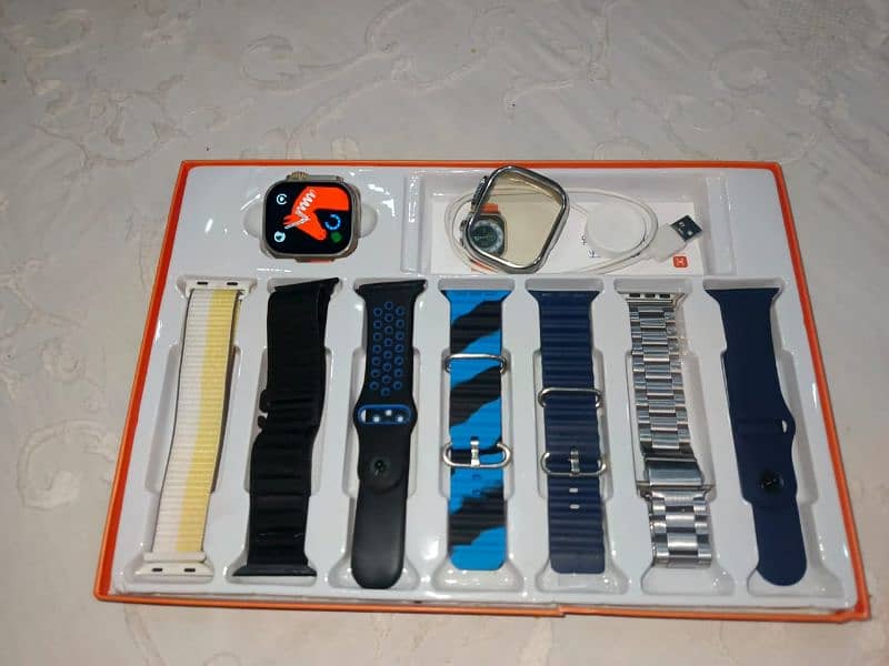 Ultra watch 2 with silicon case in 10/10 Condition 2