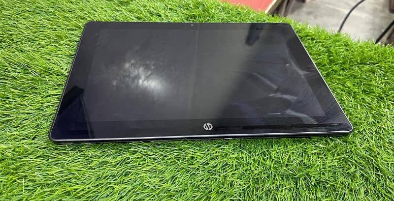 HP Pro X2 612 G2 {DETACHABLE} 3