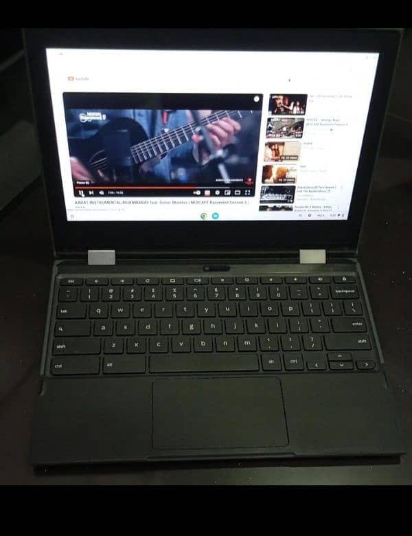 Chromebook touch x360 Lenovo 300e 4 32 2027 A+ 1