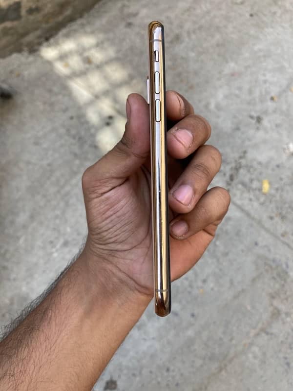 iPhone XS non pta 1