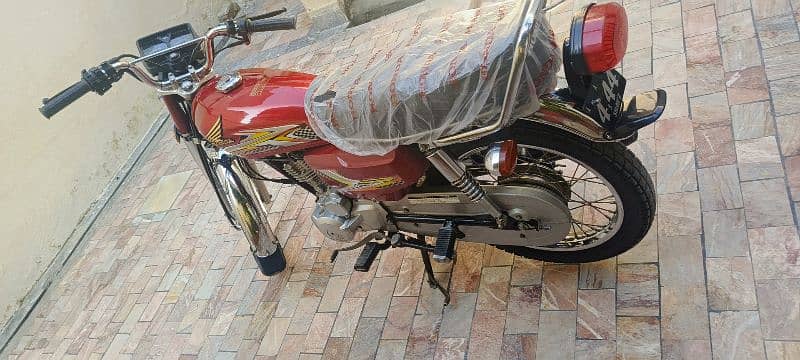 Honda 125cc self start 3