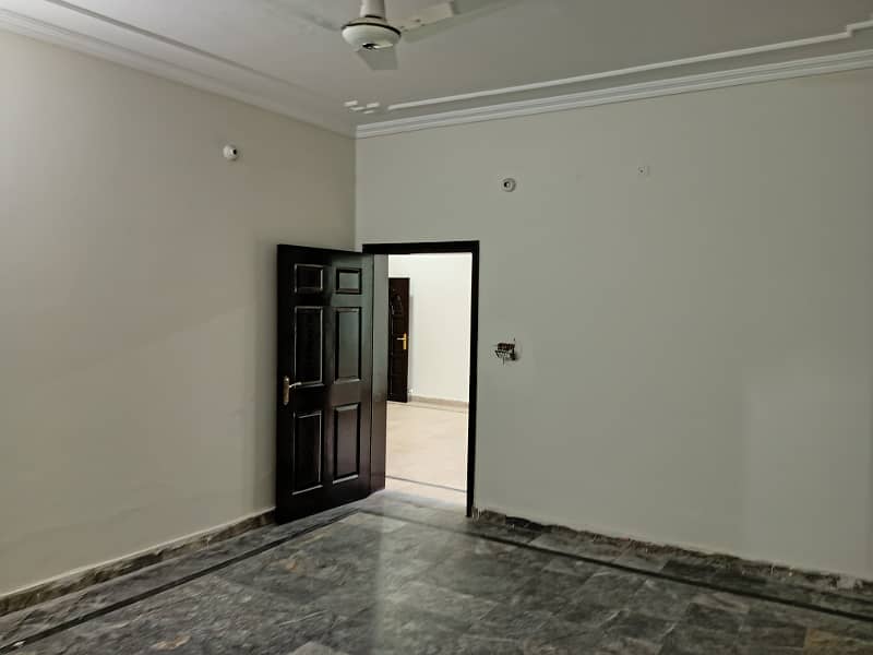 1 KANAAL 6 BED HOUSE FOR RENT IN JOHAR TOWN 3