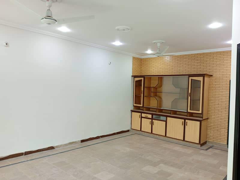 1 KANAAL 6 BED HOUSE FOR RENT IN JOHAR TOWN 11