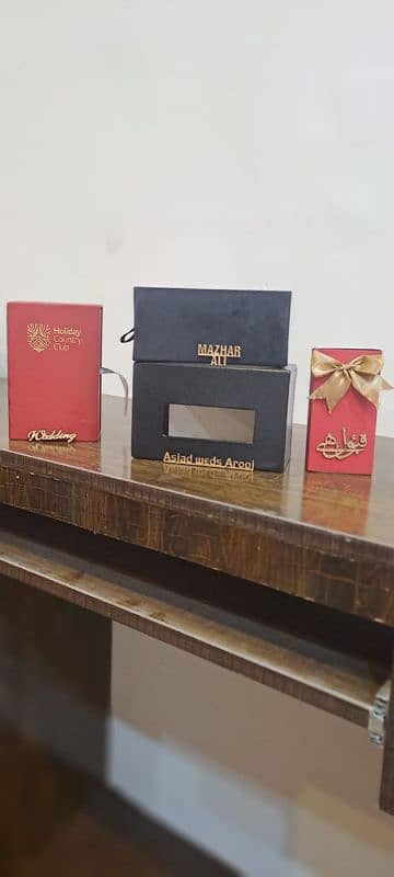 customised packages and boxes 10