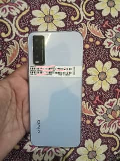 vivo y20 4/64gb complete box. . contact on WhatsApp 03345778166