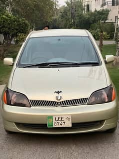 Toyota Platz model 2000 reg 2007 genuine condition car