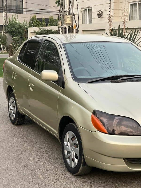 Toyota Platz model 2000 reg 2007 genuine condition car 5