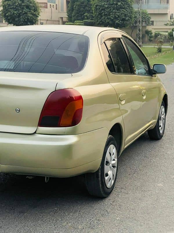 Toyota Platz model 2000 reg 2007 genuine condition car 6