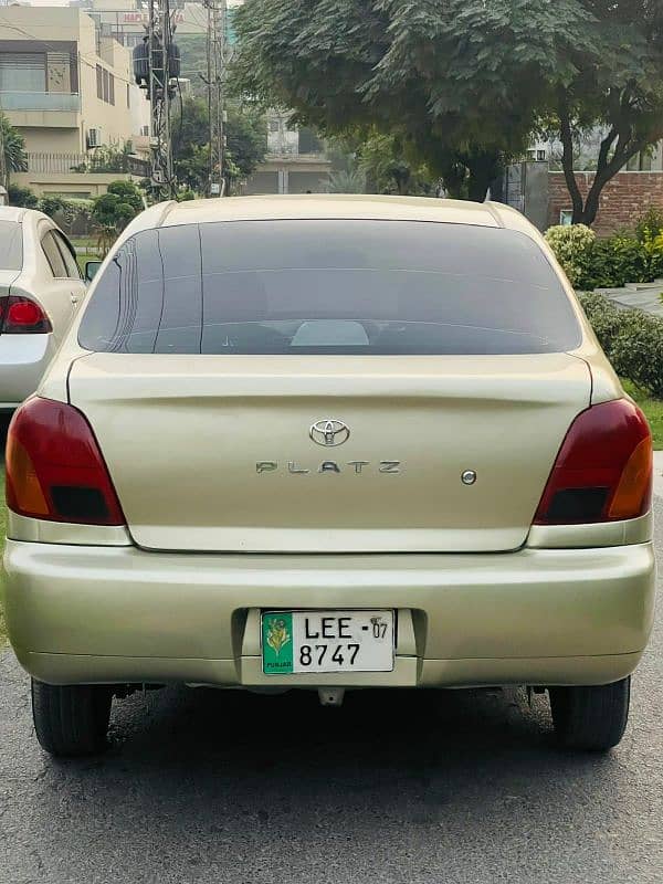 Toyota Platz model 2000 reg 2007 genuine condition car 7