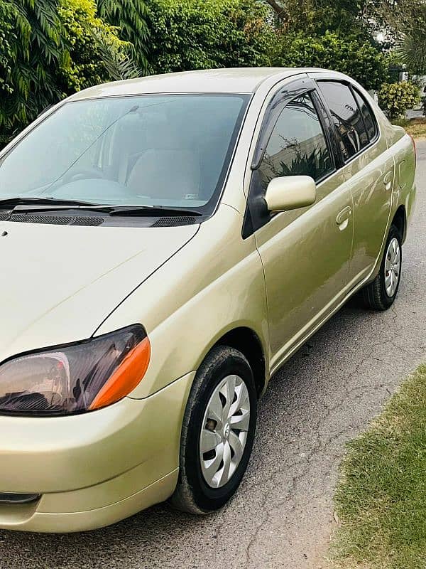 Toyota Platz model 2000 reg 2007 genuine condition car 10