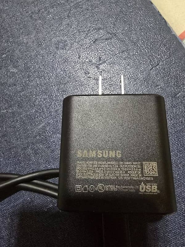 Samsung 45W charger with 5A cable 3