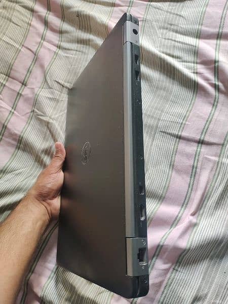 Dell Latitude E7470 8