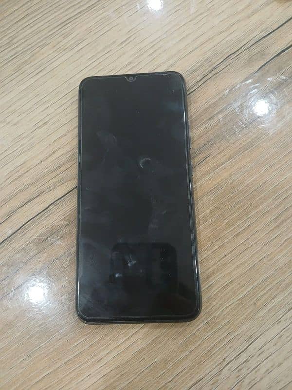 Realme C21-Y 4/64 0