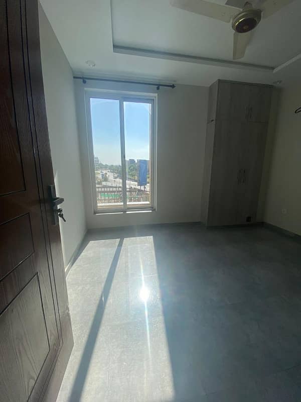 Rawalpindi Bahria Town phase8 2 bedroom brand new beautiful apartment available for rent 5