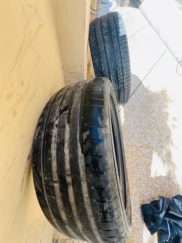 lowprofile 2 michelin tires 2 maxxis tires 225/50R18 6