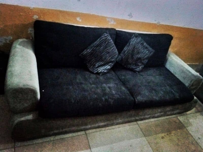 Sofa set 0