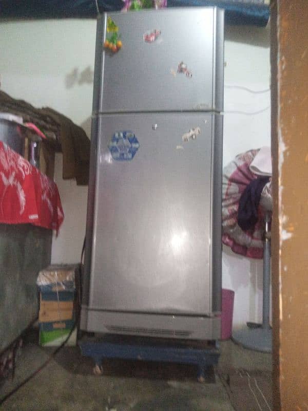 PEL Refrigerator 0