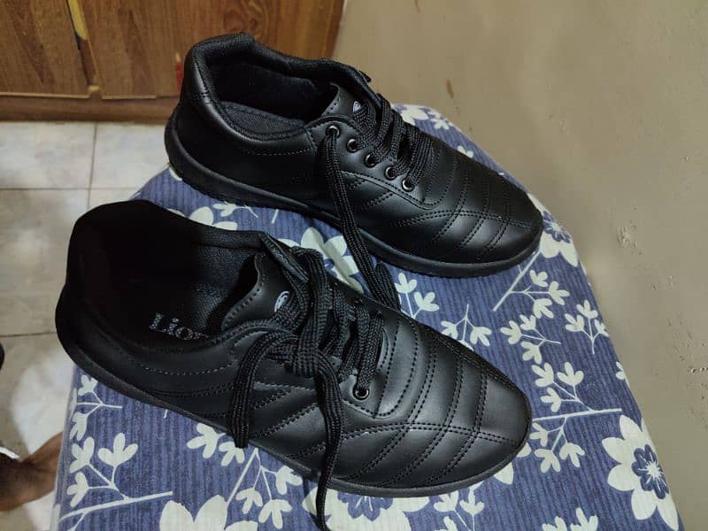 full black new shoes size 10 all perfect. 2