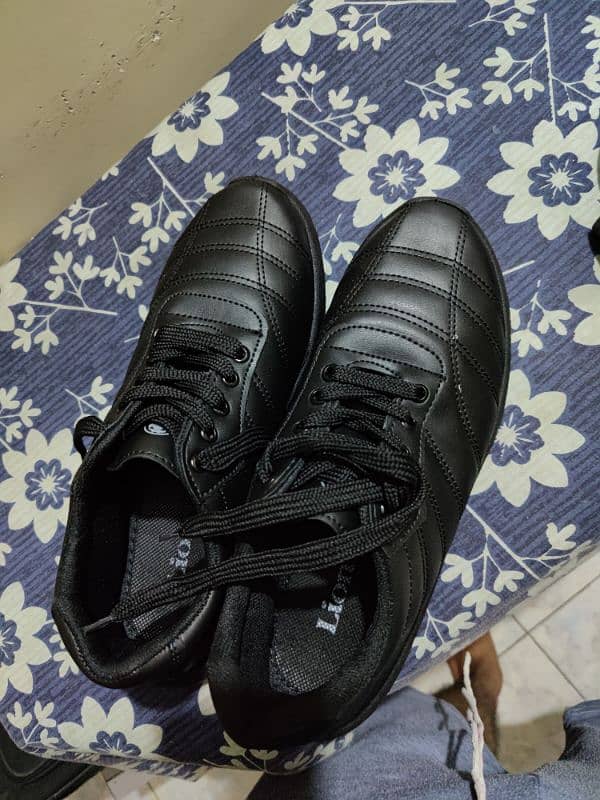 full black new shoes size 10 all perfect. 4