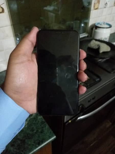 iPhone 11 Pro 64gb 4