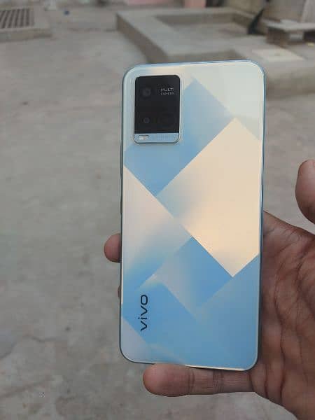 vivo Y21s 4 / 64 sale or exchange 1