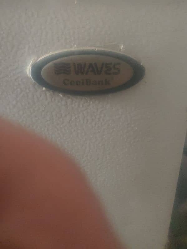 Waves coolbank deep freezer good condition 1