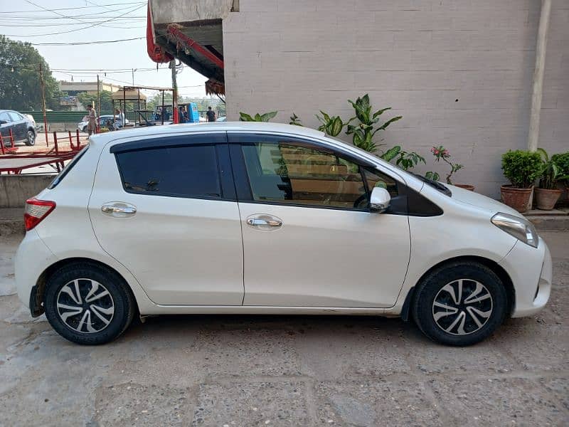 Toyota Vitz 2018 3