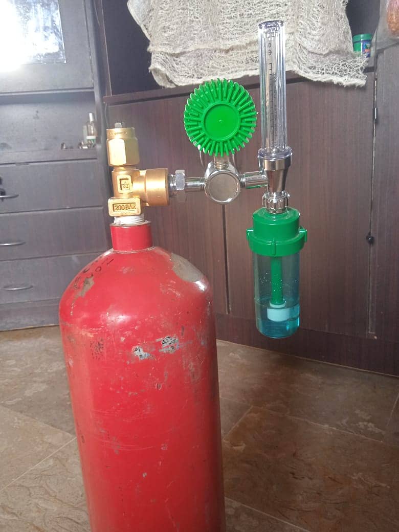 OXYGEN CYLINDER FOR SALE 4