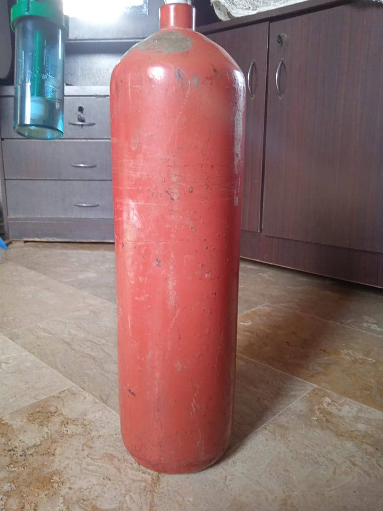 OXYGEN CYLINDER FOR SALE 5