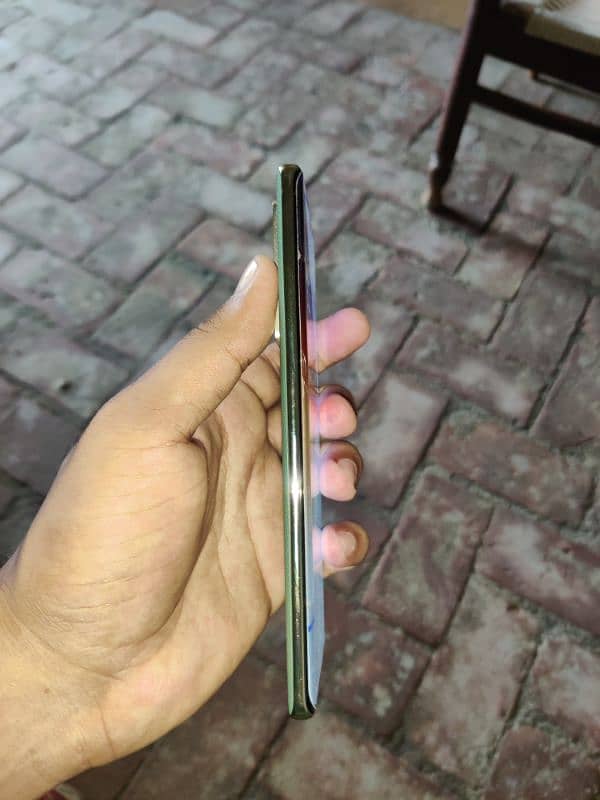 Infinix Note 40pro 12-256 3