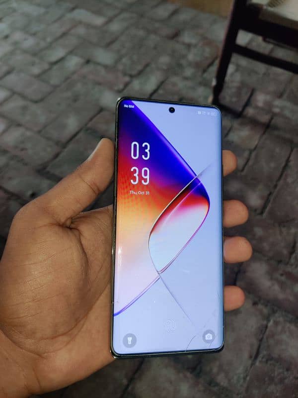 Infinix Note 40pro 12-256 4