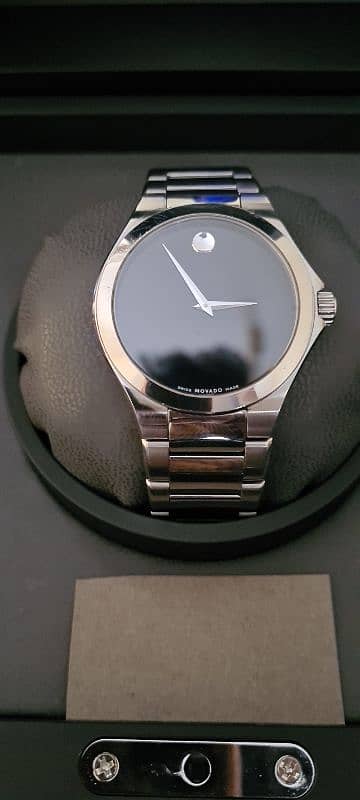 Movado DEFIO  Gents wrist watch Sapphire crystal. Far Better than Rado 6