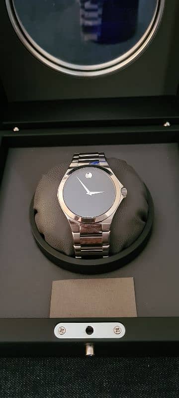 Movado DEFIO  Gents wrist watch Sapphire crystal. Far Better than Rado 0