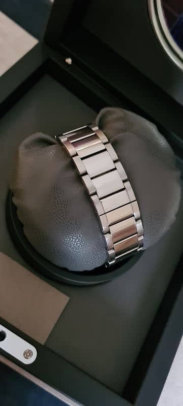 Movado DEFIO  Gents wrist watch Sapphire crystal. Far Better than Rado 10