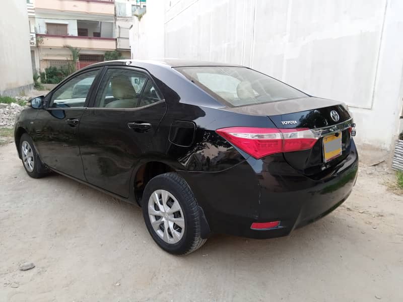 Toyota Corolla XLI 2015 (Original) 4