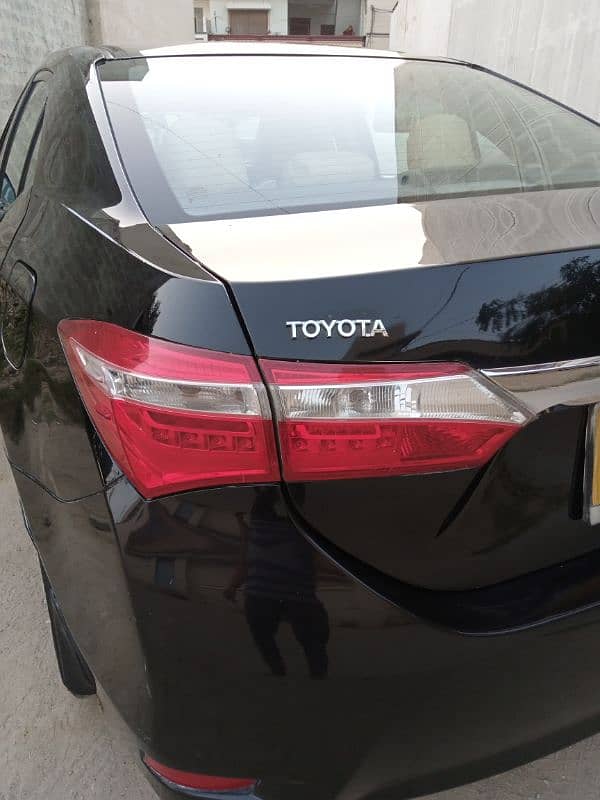 Toyota Corolla XLI 2015 (Original) 6