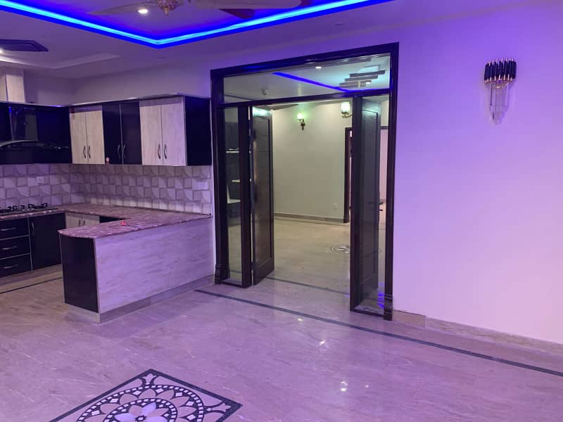 10 Marla Onwer Build House For Sale In Sadaat Town Bedian Road Lahore 1