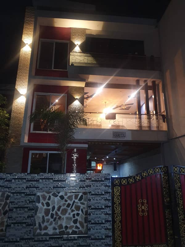 10 Marla Onwer Build House For Sale In Sadaat Town Bedian Road Lahore 3