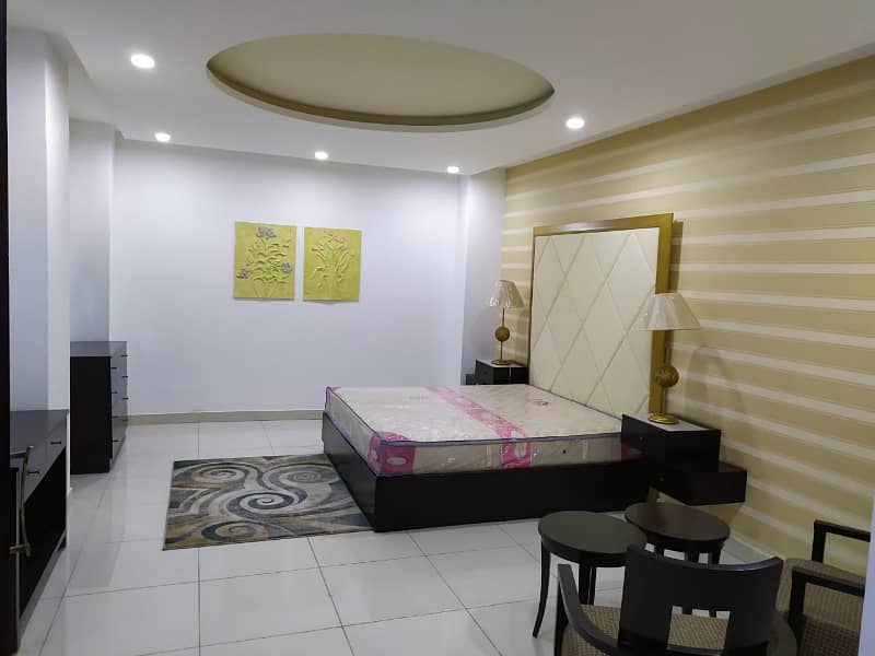 Fully Furnished Rooms With Five-Star Facilities Available On Monthly Basis At Kohinoor City 4