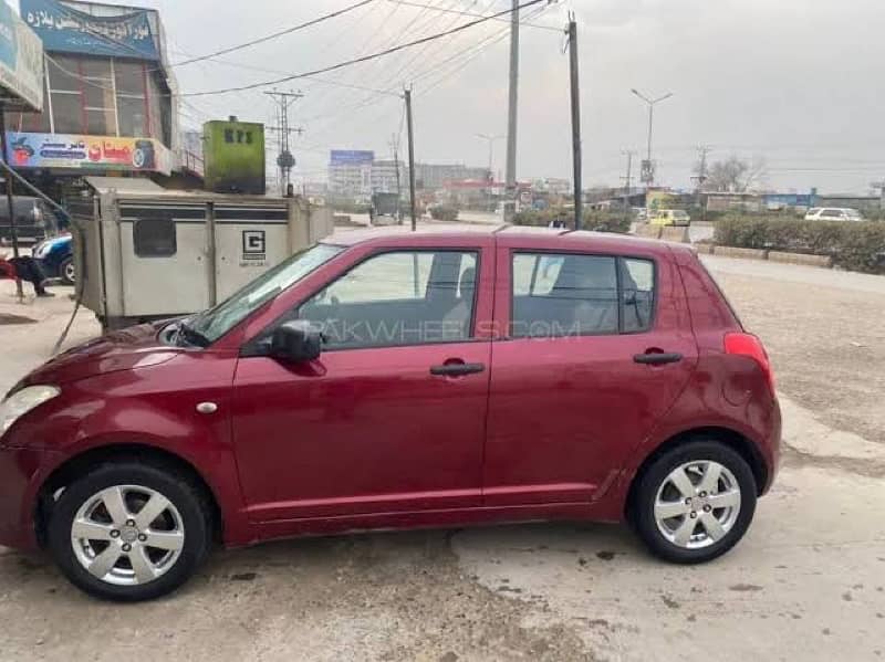 Suzuki Swift 2011 for sale 10/10 condition 8