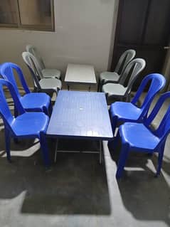 Set of table and chair