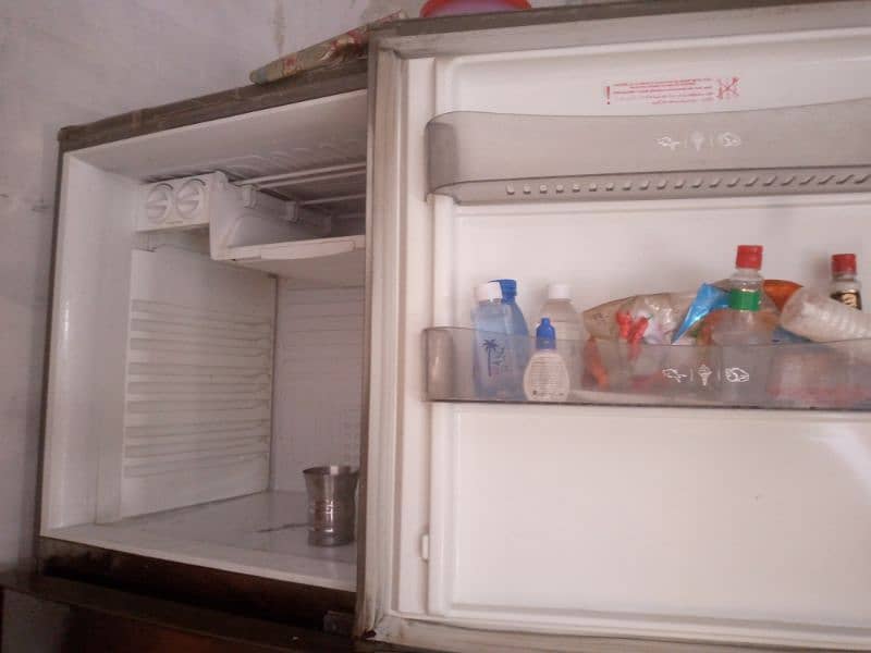 fridge for sell. 7