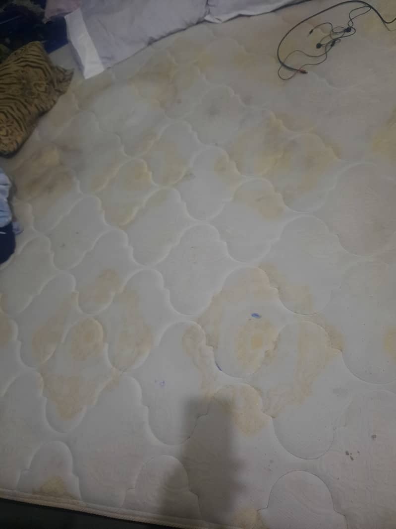 Mattress Duble Bed Urget For Sale, Rs. 15000 0