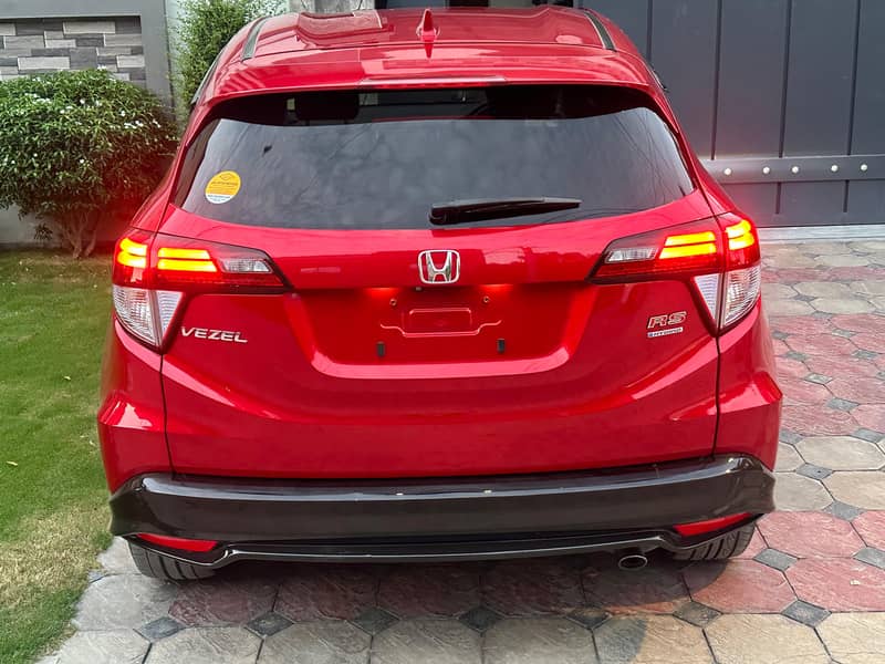 Honda Vezel  2016 2