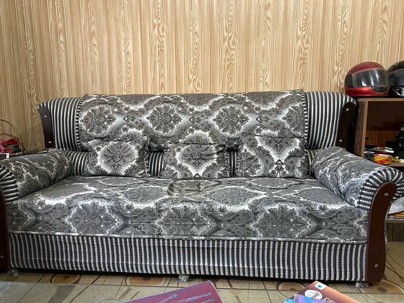 Sofa set 5 seater 1