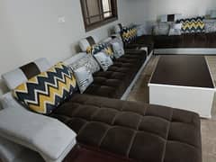 U Shaped Sofa with Table