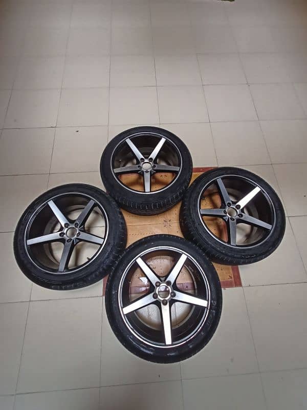 allow rims and Tayre 0