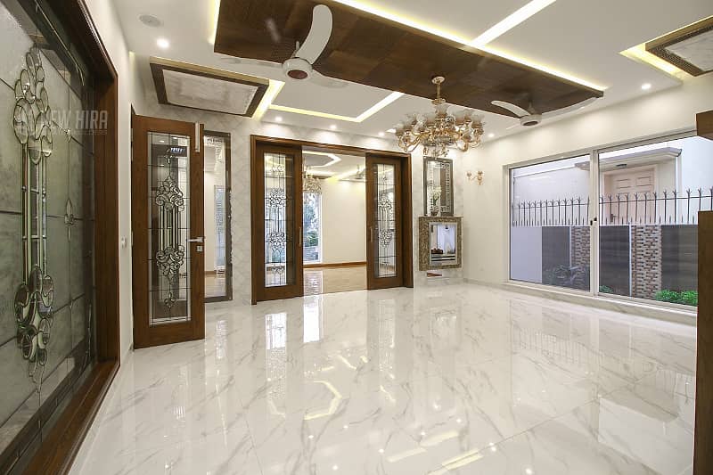 KANAL EYE CATCHING SUPERB LUXURY BUNGALOW FOR SALE 3